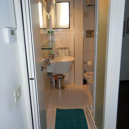 Bertani 8 Apartment *